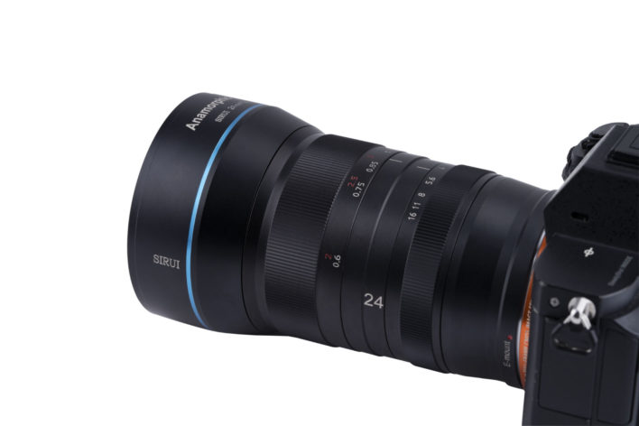 Sirui 24mm f/2.8 1.33x Anamorphic lens for Sony E Mount (APS-C) Anamorphic Lens | Sirui Australia | 2